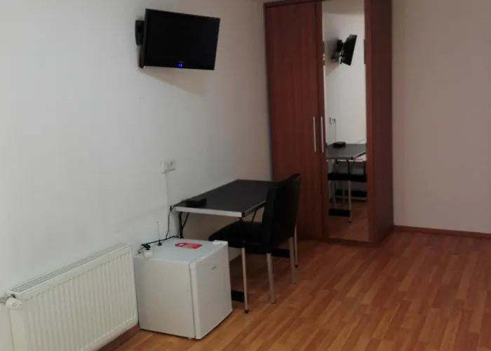 Ξενοδοχείο Restaurant 1000 3*